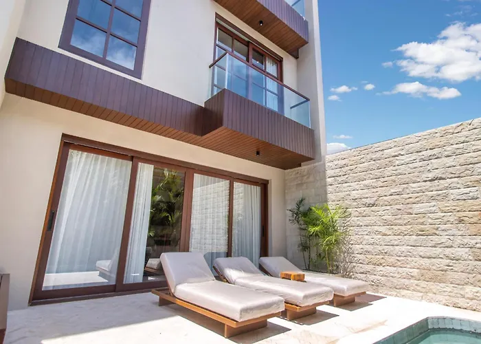Villa Root Bumbak Bali